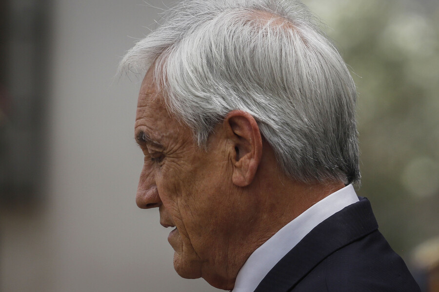 Candidaturas independientes y movimientos sociales piden destitución de Piñera tras anuncio de llevar tercer retiro al TC