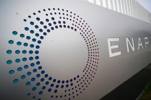 CDE se querella por fraude al fisco en contrato entre ENAP y consultora medioambiental