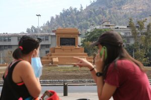 HUMOR| Estatua de Baquedano: Las verdaderas razones del traslado