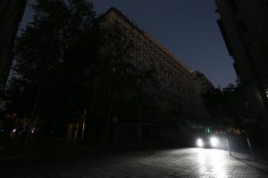 Se registra masivo corte de luz en la Región Metropolitana
