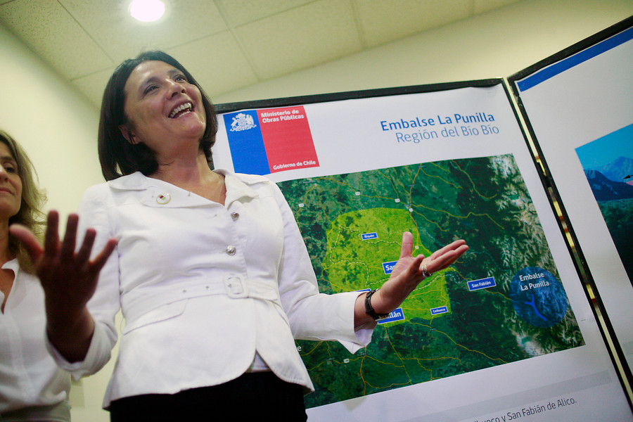 ¿Quién es Loreto Silva? La nueva delegada presidencial para la Macrozona Sur y su polémica salida de ENAP en 2020
