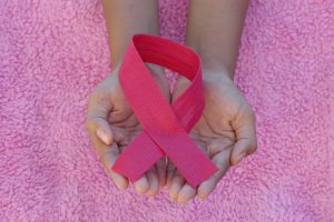 Estudio aconseja reducción de un tratamiento contra el cáncer de mama de 10 a siete años