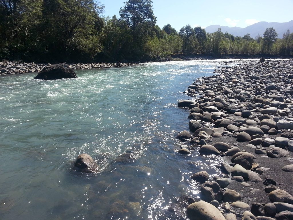 OPINIÓN | Modificación al DS 90: Cuidamos el mar, pero ensuciamos nuestros ríos