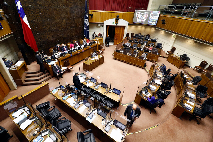 Senado declaró admisibles proyectos de royalty minero y rebaja temporal del IVA