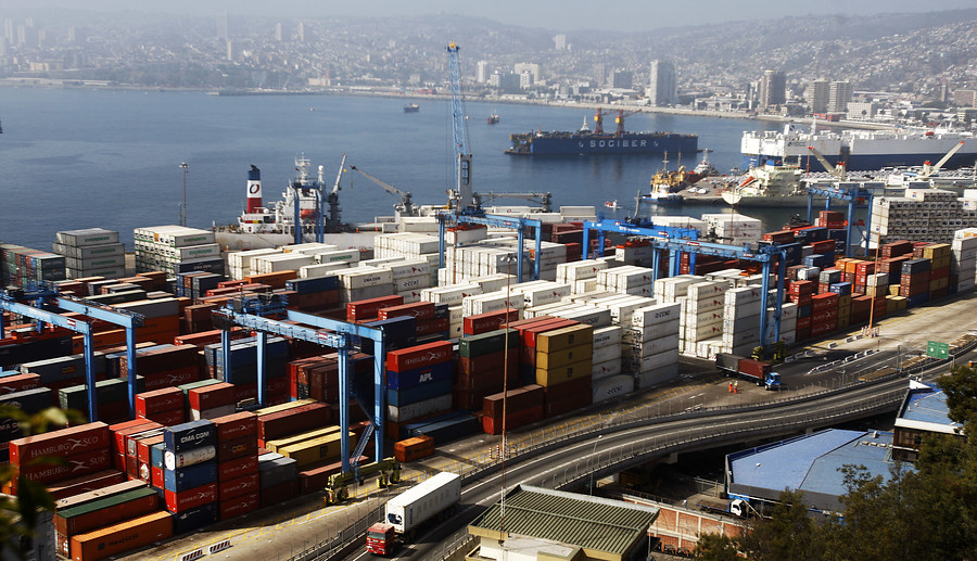 Sindicato de naviera Humboldt vota por iniciar huelga: «Podría generar complicaciones de abastecimiento del país»