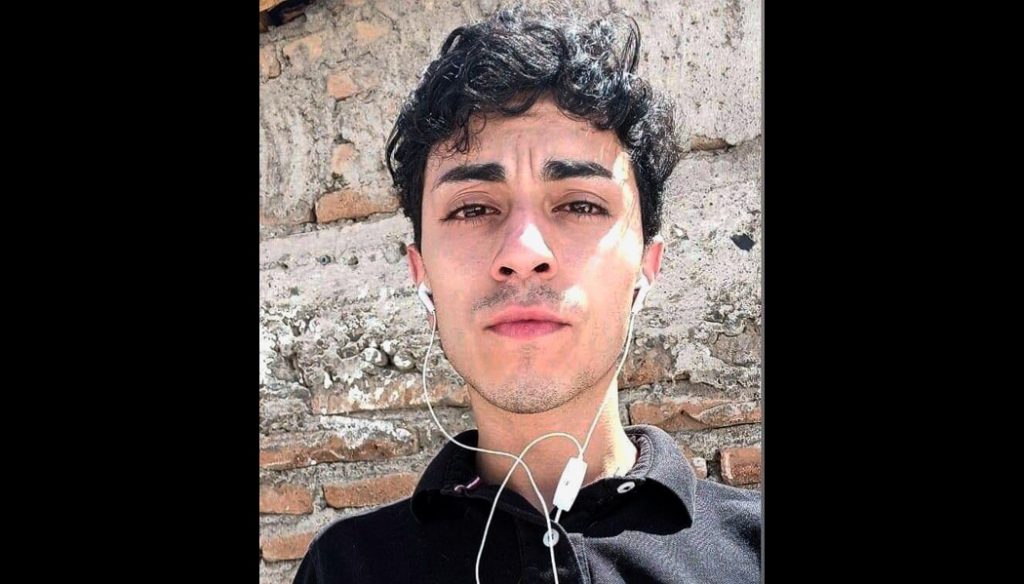 Habla por primera vez Alejandro Carvajal, condenado por incendio a la U. Pedro de Valdivia: “Más que un chivo expiatorio, solo quiero que se esclarezca la verdad”