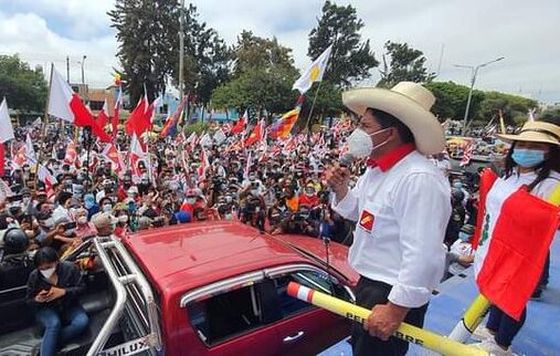 Perú: Oposición presenta moción de censura contra el Presidente Castillo