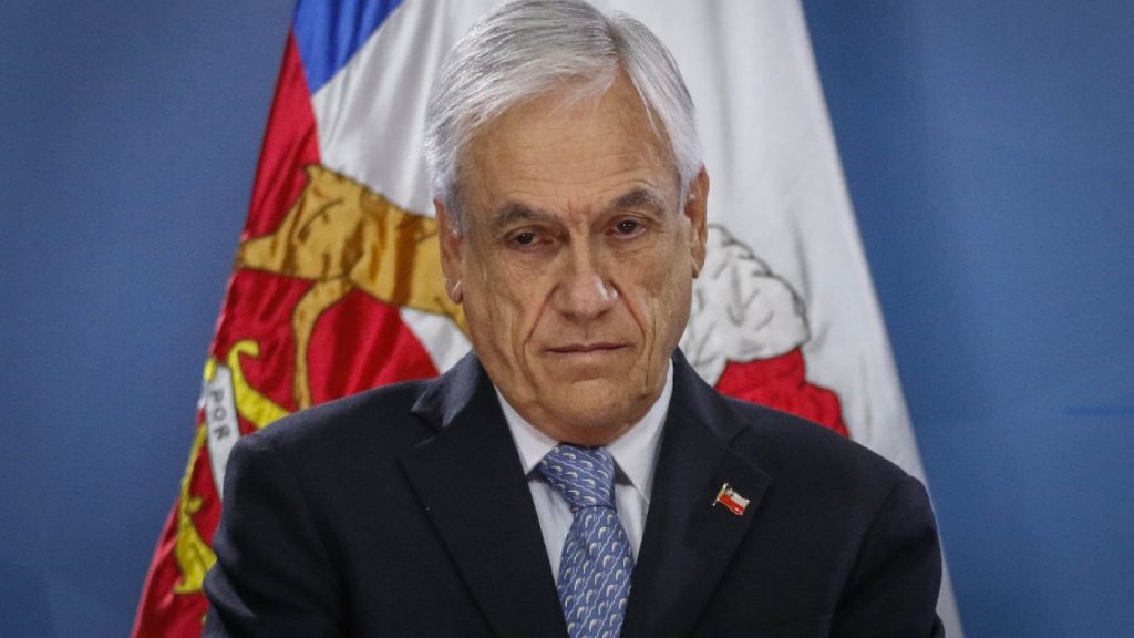 Baltasar Garzón y CChDH denuncian a Piñera ante Corte Internacional por crímenes de lesa humanidad