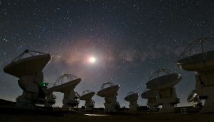 FOTOS| Radiotelescopio ALMA descubre galaxia espiral más antigua que se haya observado