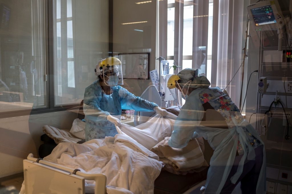 Ministerio de Salud evidencia el mal momento de la pandemia en Chile y reporta sobre 7.500 nuevos casos de COVID-19