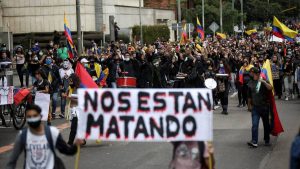 Observadoras de DD.HH. de Chile tras misión en Colombia: "Existen patrones comunes del actuar de la policía chilena y colombiana"
