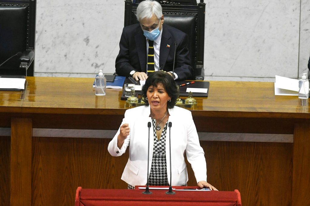 Yasna Provoste declina renunciar a la presidencia del Senado: “Mis primeras responsabilidades están acá”