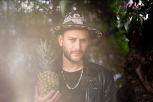Nico Rojo estrena romántico y urbano videoclip para su single “La Piña”