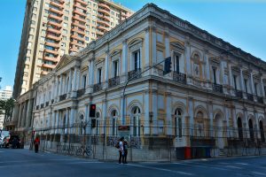 Convencionales de Vamos por Chile piden devolver dependencias del Palacio Pereira por "inutilización" y "excesivo gasto"