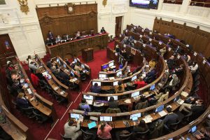 Diputados UDI anuncian que recurrirán a organismos internacionales por votación de la CC