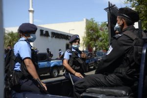 Diario La Prensa de Nicaragua denuncia ocupación policial de sus instalaciones