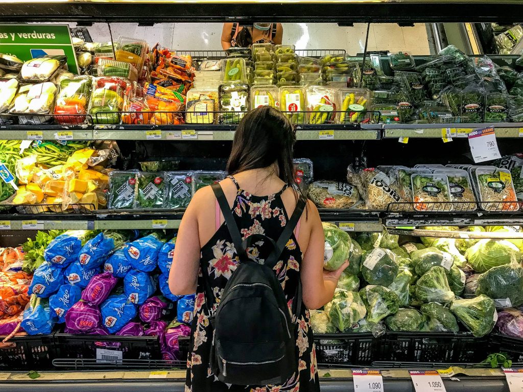 #ExigeAlternativas: La campaña que insta a grandes supermercados a ofrecer pasillos a granel libres de plásticos