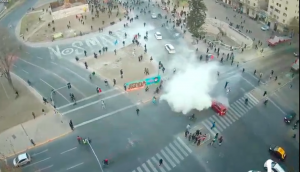 VIDEOS| Plaza de la Dignidad se llena de manifestantes en contra de Dominga y a favor de la Ley de Indulto General