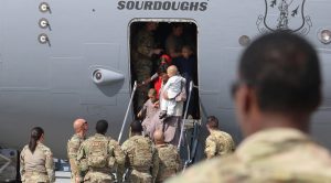 Afganistán: EE.UU. completa evacuación y pone fin a 20 años de presencia militar