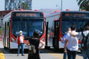 Fin al toque de queda: Estos son los nuevos horarios del transporte en Santiago
