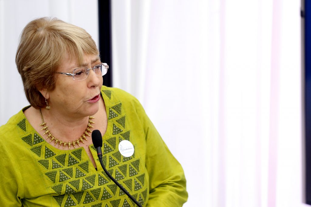 Michelle Bachelet pide revisión «crítica» del impacto de sanciones unilaterales en DD.HH.