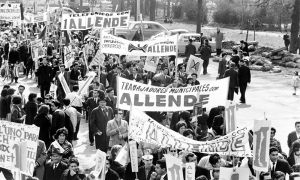 Cobardía, censura o política: ¿Por qué TVN nunca mostró "La Batalla de Chile"?