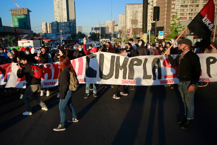 VIDEO| Aniversario 18-O comienza con diversas manifestaciones en Santiago