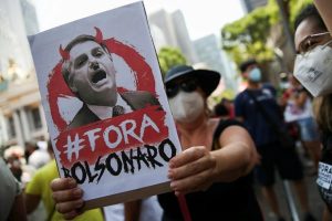 La izquierda y el centro se unen por primera vez en marchas contra BolsonaroJair