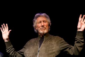Tribunal rechazó recurso de comunidad judía para censurar a Roger Waters en recital en Chile