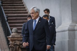“Estamos tristes”: Gobierno asume nueva derrota en AC contra Piñera y presiona al Senado