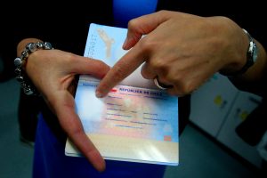 De China a Francia: Registro Civil readjudica la licitación por cédulas y pasaportes