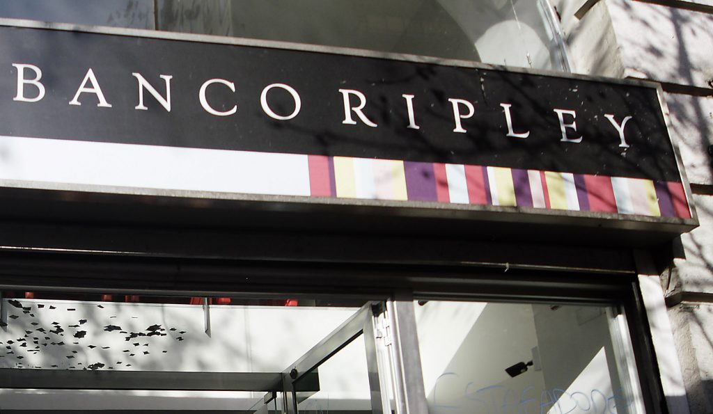Acosos y amenazas a clientes: Sernac presenta demanda colectiva contra Banco Ripley