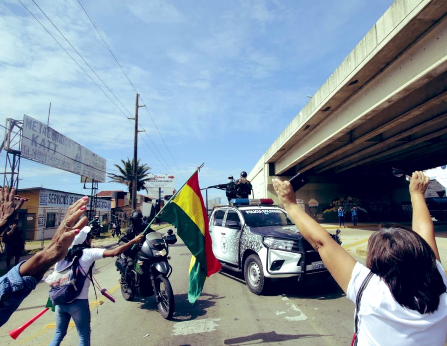 Enfrentamientos y detenciones marcan la primera jornada del paro en Bolivia