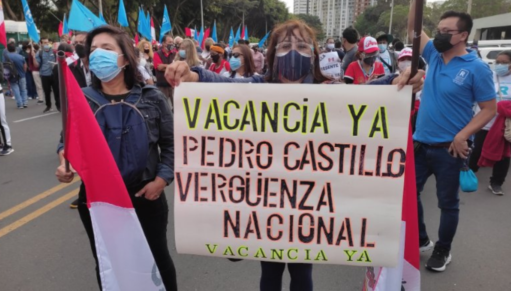 Gobierno de Perú tilda de golpe de Estado moción para destituir al presidente Castillo