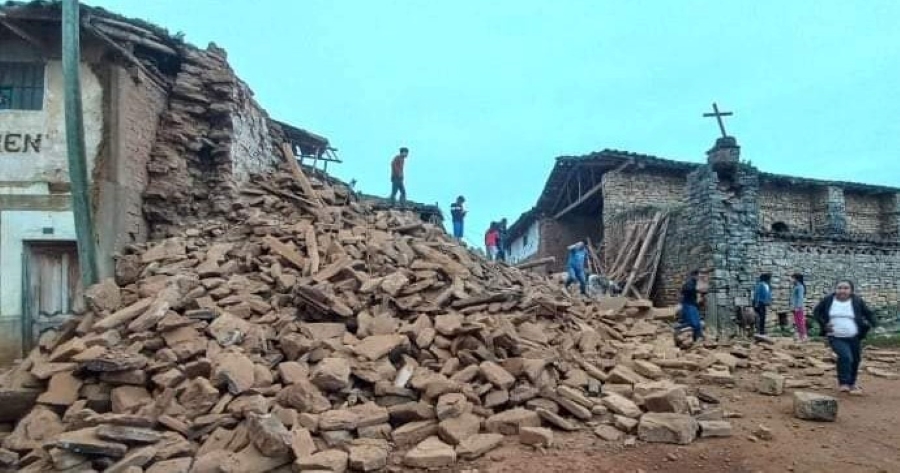 Un terremoto de magnitud 7,5 sacudió este domingo a Perú