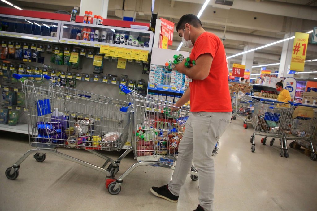 Año Nuevo: ¿A qué hora cerrarán los supermercados este 30 y 31 de diciembre?