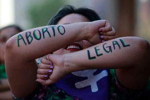 Convención: Iniciativa popular pro aborto libre es la primera en lograr las 15 mil firmas