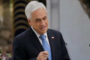 Piñera se suma a críticas contra la Convención y cuestiona “debilitar” poderes del Estado