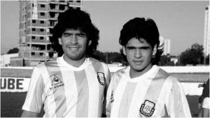 Muere el exfutbolista Hugo Maradona, hermano de Diego Armando, a los 52 años