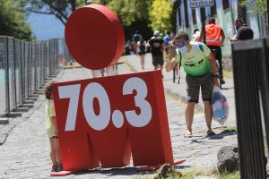 Fallece atleta en el Ironman de Pucón debido a un infarto en plena competencia