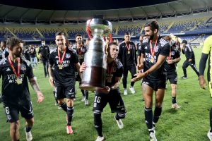 Colo Colo derrota a la UC en Concepción y es el nuevo campeón de la Supercopa
