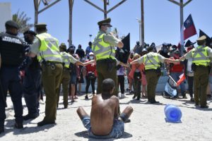 Chile anuncia mesa de diálogo con Bolivia por crisis migratoria en su frontera común
