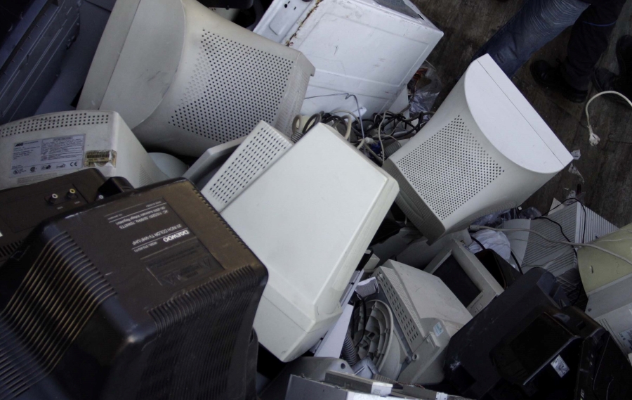 De impresoras a celulares: Punto limpio en la RM recibe basura electrónica para reciclar