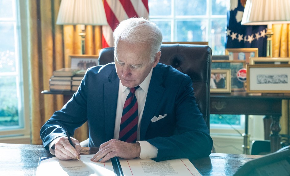 Biden reconoce errores en su primer año en el poder y predice ataque ruso a Ucrania