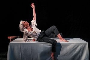 Pornografía, violación y adulterio: Notas del enero feminista en Teatro a Mil