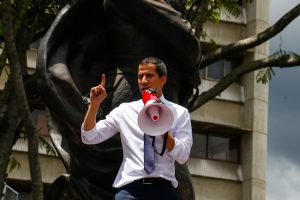 Guaidó asegura que salió de Venezuela por su "protección" y de "millones de venezolanos"