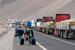 Regresan a Venezuela desde Perú 233 migrantes con plan de bonos económicos