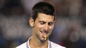 Djokovic dice no ser antivacuna, pero amenaza con renunciar si lo obligan a inocularse