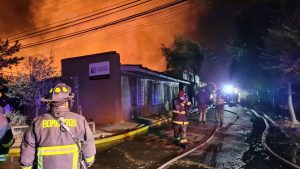 Tragedia en San Fernando: Incendio en una barraca consumió al menos 20 casas colindantes