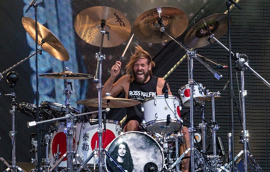 Fallece Taylor Hawkins, baterista de Foo Fighters